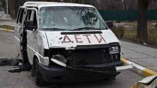 Расстрелянный автомобиль в Буче