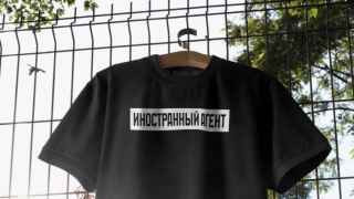 Иноагентов пока не сажают просто за то, что они иноагенты, но может, только пока