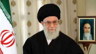 Аятолла Хаменеи выходит в эфир, но откуда – неизвестно