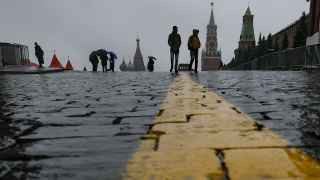 Больше всего россиян беспокоит рост цен, они хотели бы спросить об этом Путина