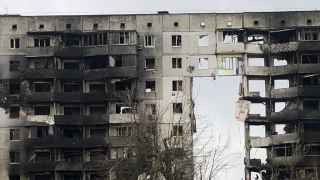 Наверное, уже достаточно разбито жилых домов и погублено жизней