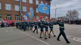 Парад с участием кадетов в Иркутске