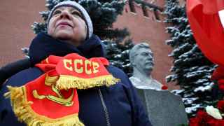 5 марта 2023 года исполнилось 70 лет со дня смерти Иосифа Сталина. Члены КПРФ возложили цветы в Москве к могиле Сталина у Кремлевской стены.