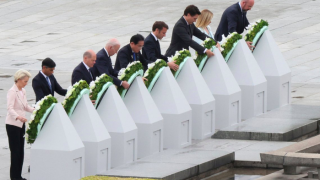 Участники саммита «семерки» отдают дань памяти жертвам атомной бомбардировки