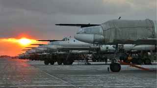 Ту-95 на авиабазе «Энгельс-1»